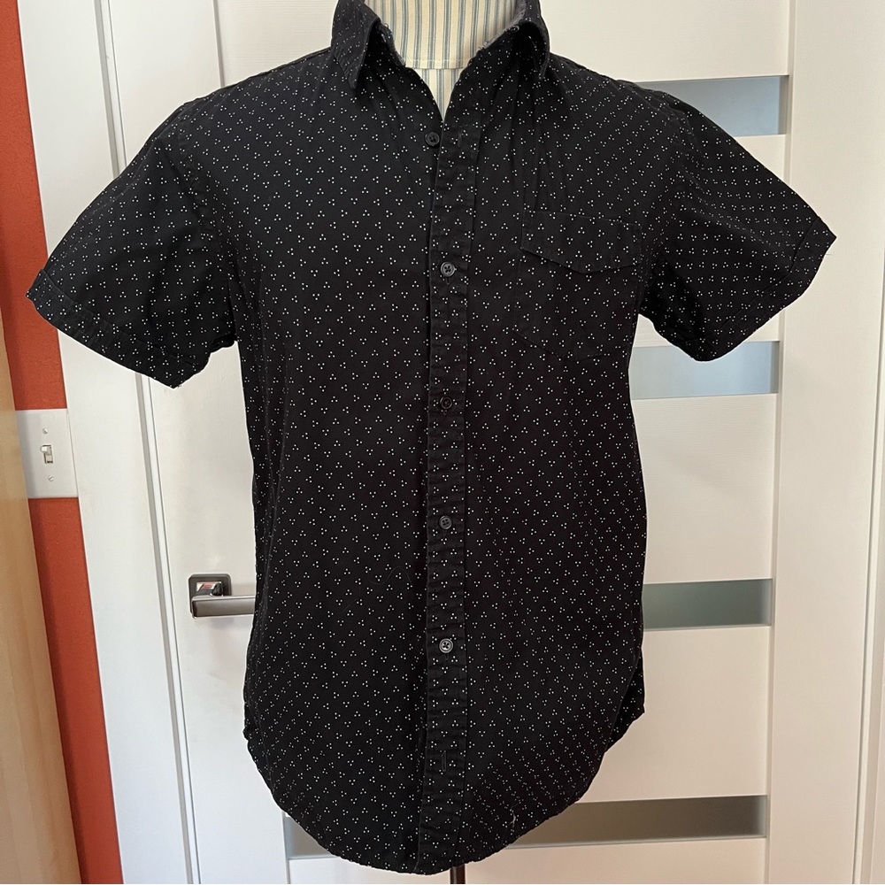 MEN Broken Threads modern fit short sleeved shirt size M
